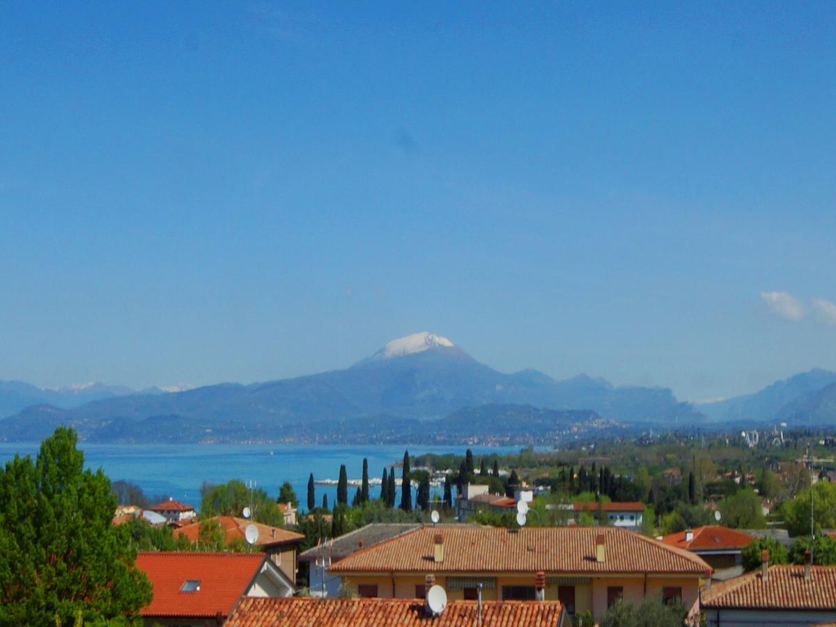 Hotel Clarin 14 By Dori Peschiera del Garda Kültér fotó